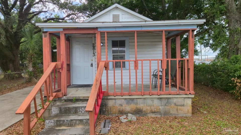2813 N F St, Pensacola FL 32501 photo 1
