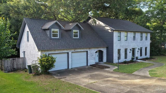 9012 Woodrun Rd, Pensacola FL 32514 photo 2