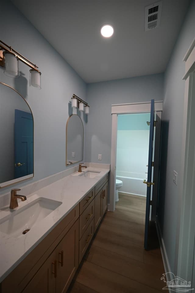 500 Fairpoint Dr, Gulf Breeze FL 32561 photo 17