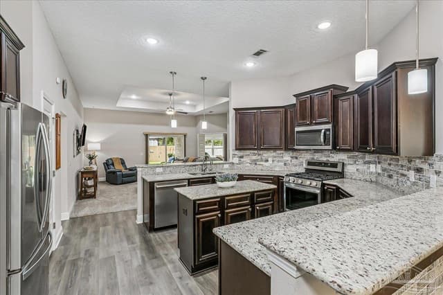 1911 Ladybird Ln, Gulf Breeze FL 32563 photo 9