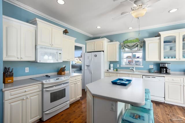1206 Maldonado Dr, Pensacola Beach FL 32561 photo 13