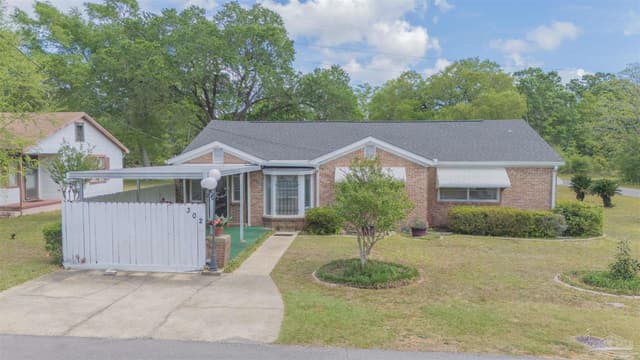 302 Wegner Ave, Cantonment FL 32533 photo 8
