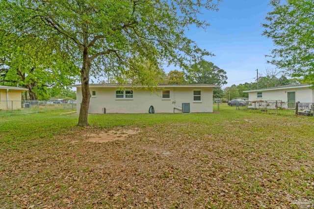 919 Crystal Springs Ave, Pensacola FL 32505 photo 21