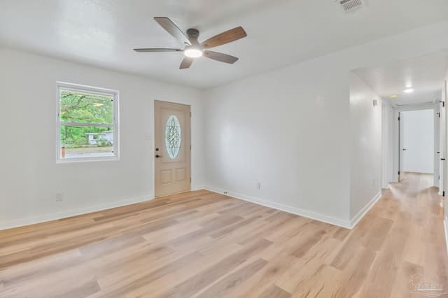 919 Crystal Springs Ave, Pensacola FL 32505 photo 3