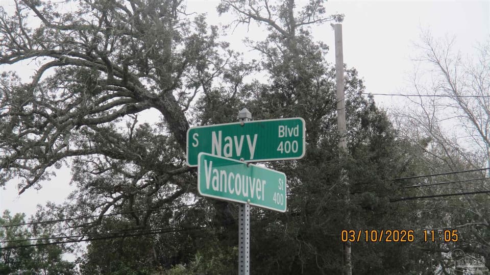 429 S Navy Blvd, Pensacola FL 32507 photo 1