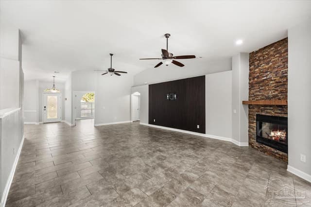 6677 Admiral St, Navarre FL 32566 photo 23