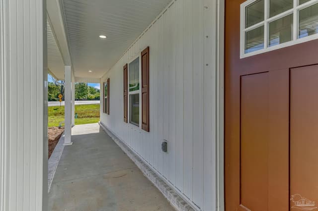 295 W Kingsfield Rd, Cantonment FL 32533 photo 7