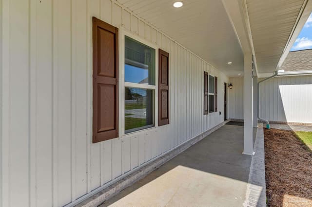 295 W Kingsfield Rd, Cantonment FL 32533 photo 8