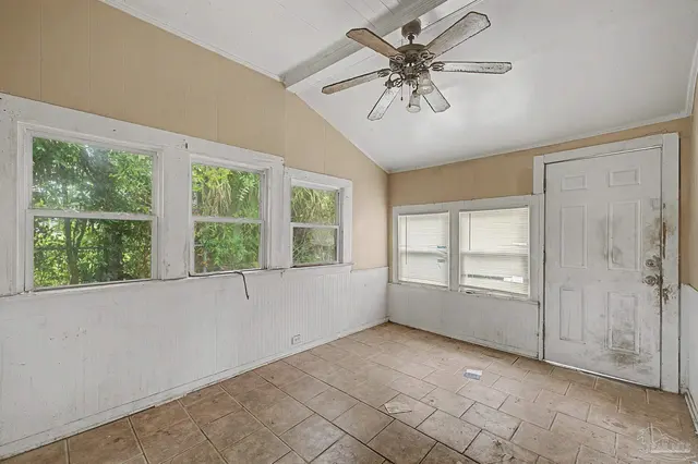 2410 Tarragona St property photo