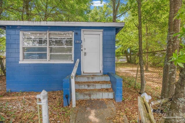 1011 W Hatton St, Pensacola FL 32526 photo 4