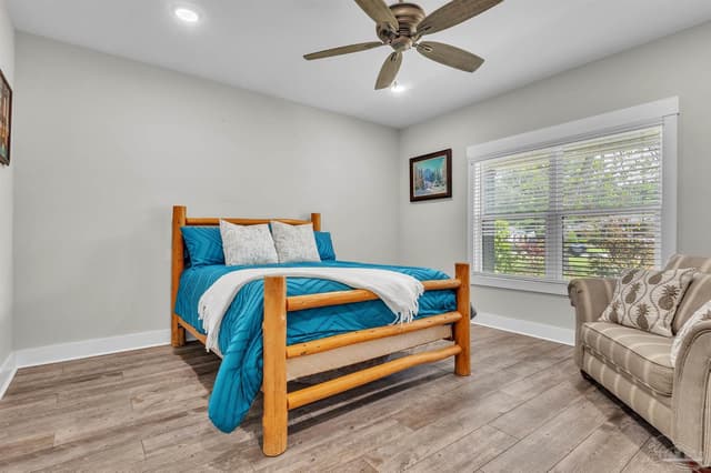 107 Countri Ln, Cantonment FL 32533 photo 13