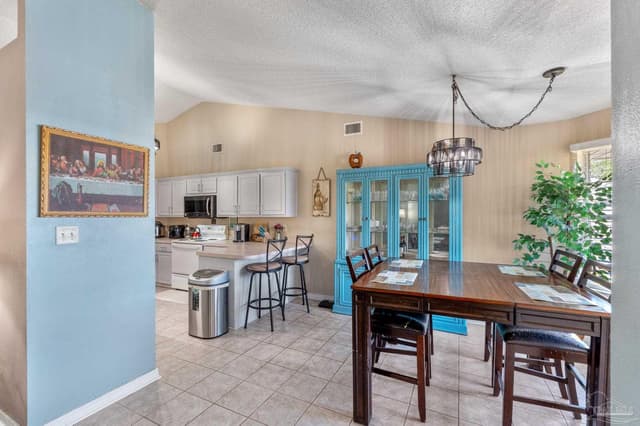 9562 Dynasty Ln, Navarre FL 32566 photo 10