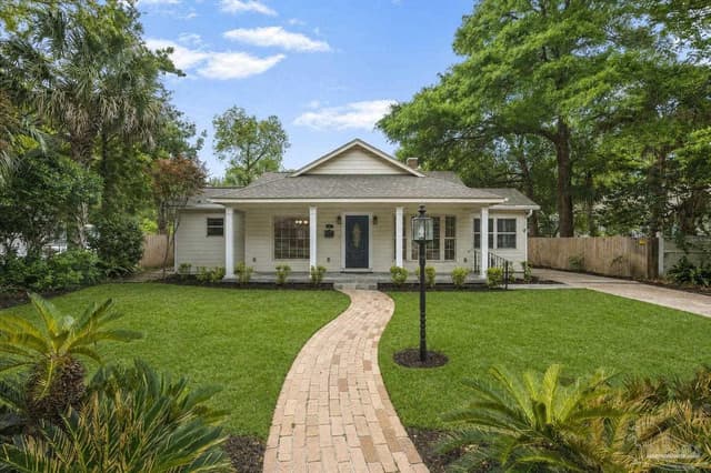 3003 E Gadsden St, Pensacola FL 32503 photo 2