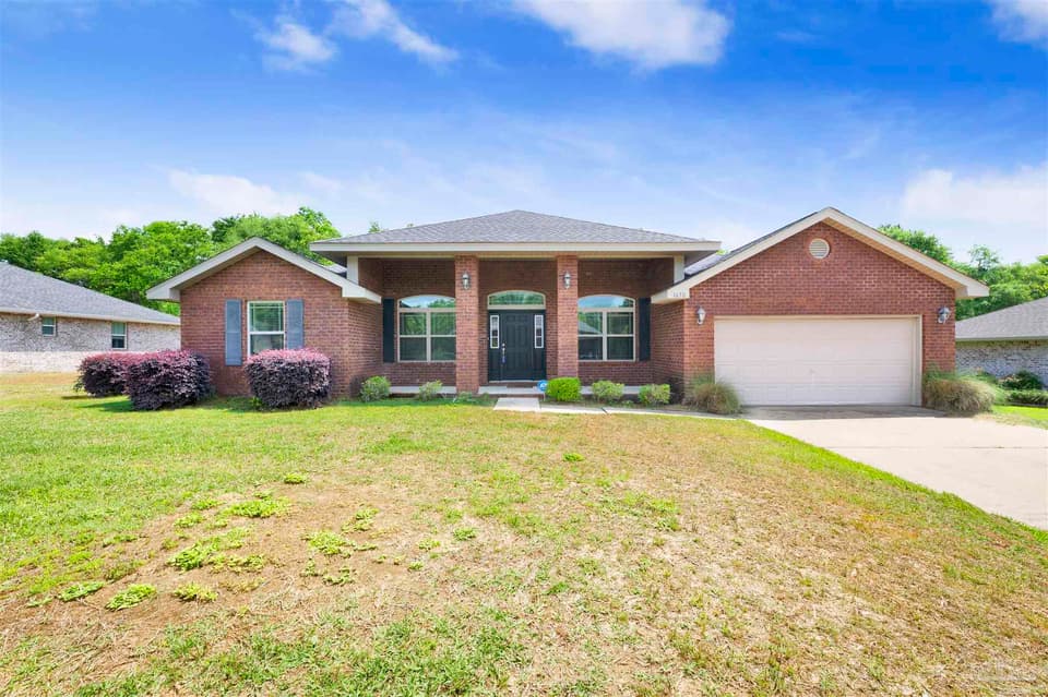 1650 Hollow Point Dr, Cantonment FL 32533 photo 1