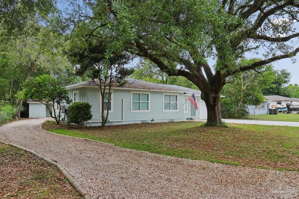104 Reed Rd, Pensacola FL 32507 photo 1