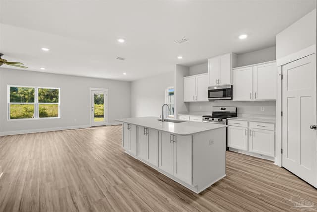 3311 Bayou Blvd, Pensacola FL 32503 photo 9