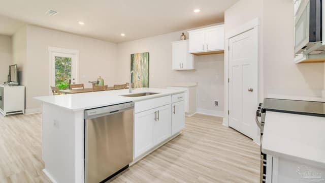 2132 Chirping Cricket Ct, Gulf Breeze FL 32563 photo 3