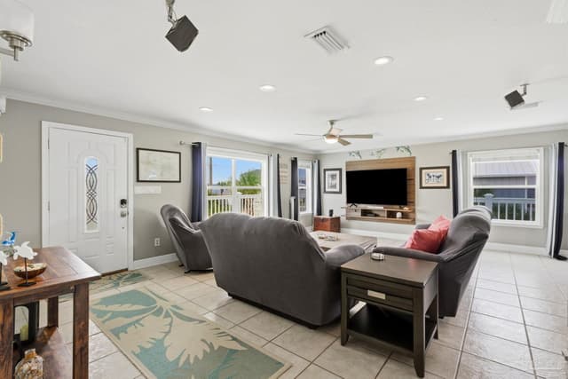 1407 Maldonado Dr, Pensacola Beach FL 32561 photo 13