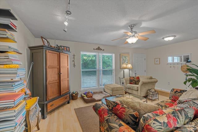 1817 Navarre Sound Cir, Navarre FL 32566 photo 23