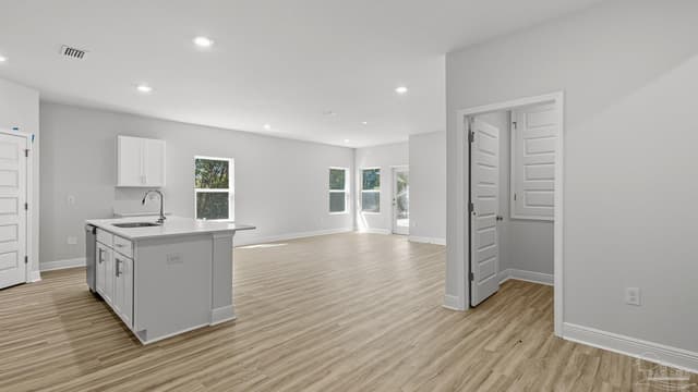 8087 Fox Hunt Dr, Milton FL 32583 photo 6