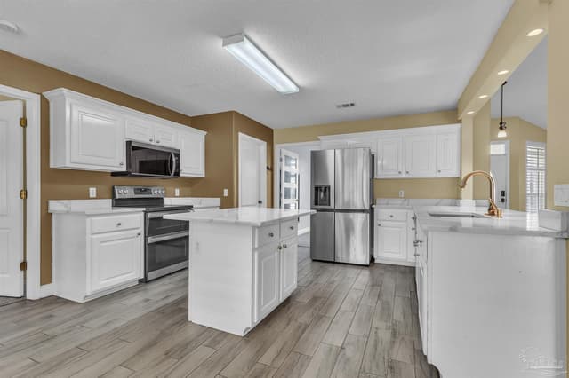 3301 Pitcher Plant Cir, Pensacola FL 32506 photo 2