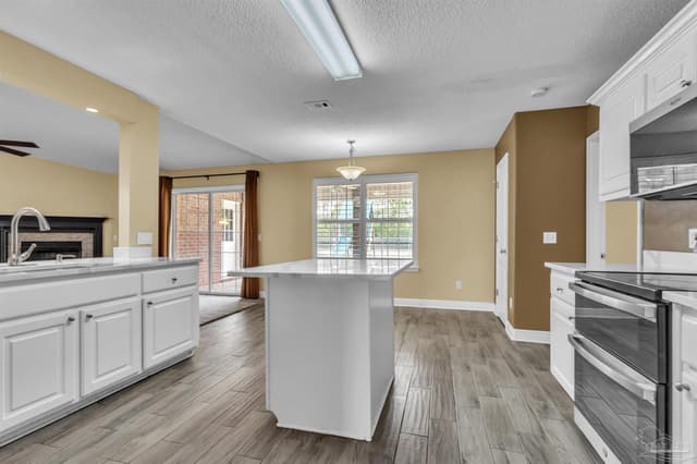3301 Pitcher Plant Cir, Pensacola FL 32506 photo 8