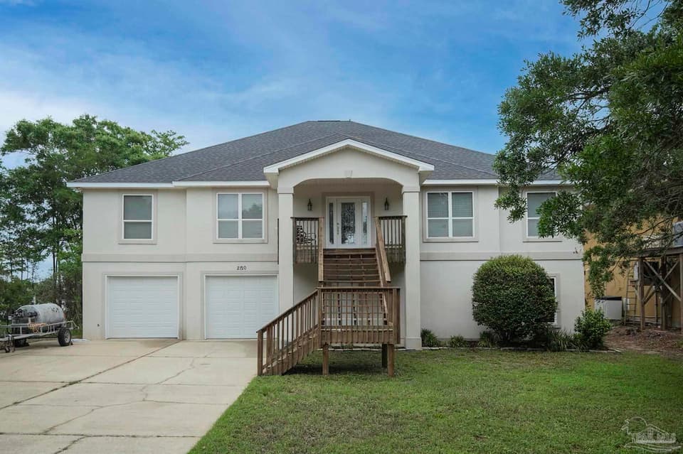2120 Maria Cir, Pensacola FL 32514 photo 1