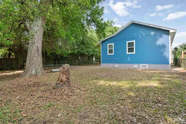 418 C St property photo