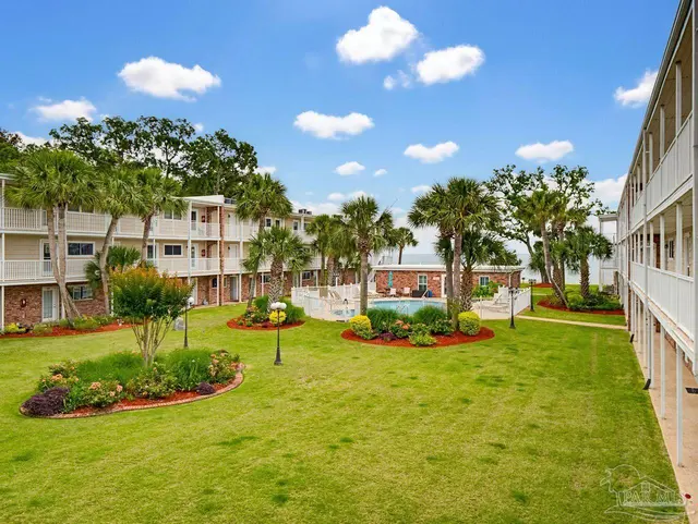 710 Scenic Hwy # 209 property photo