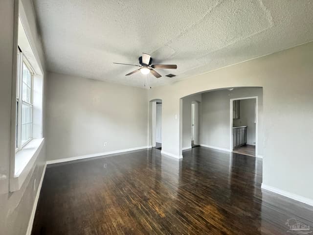 128 Brandon Ave, Pensacola FL 32507 photo 3