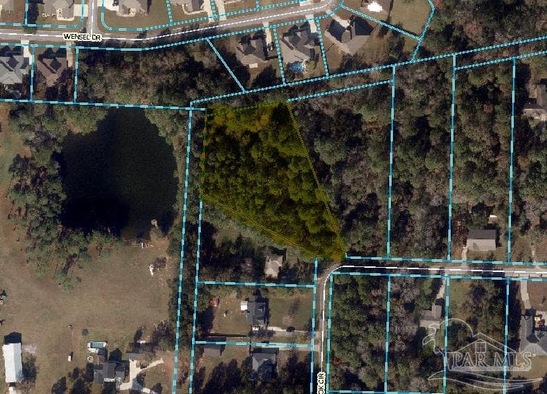 700 Block Pinebrook Cir, Cantonment FL 32533 photo 1