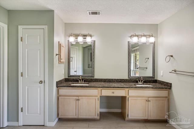 2832 Winners Cir Dr, Navarre FL 32566 photo 12