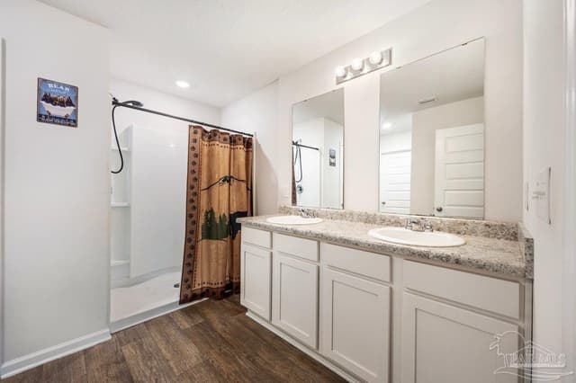 10560 Queens Gate Cir, Pensacola FL 32506 photo 24