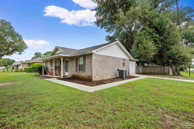 4997 Mayo Cir, Pace FL 32571 photo 2