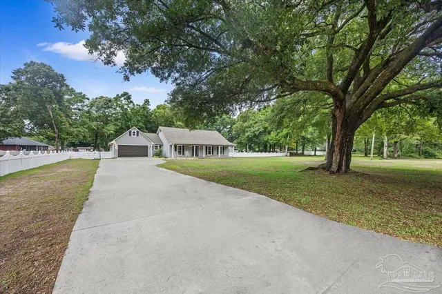 2833 Tunnel Rd property photo