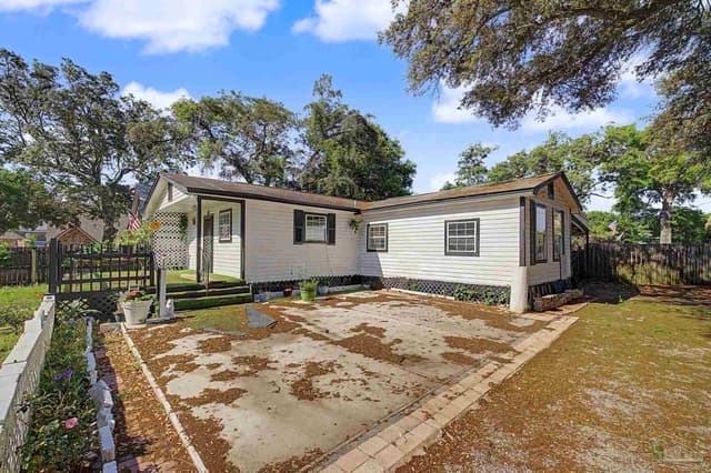 3205 Barrancas Ave, Pensacola FL 32507 photo 5