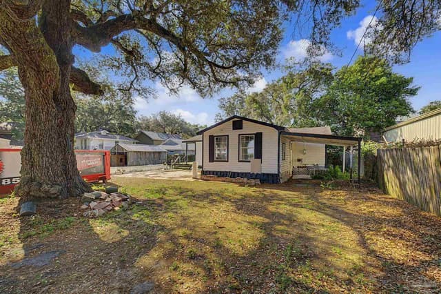 3205 Barrancas Ave, Pensacola FL 32507 photo 4