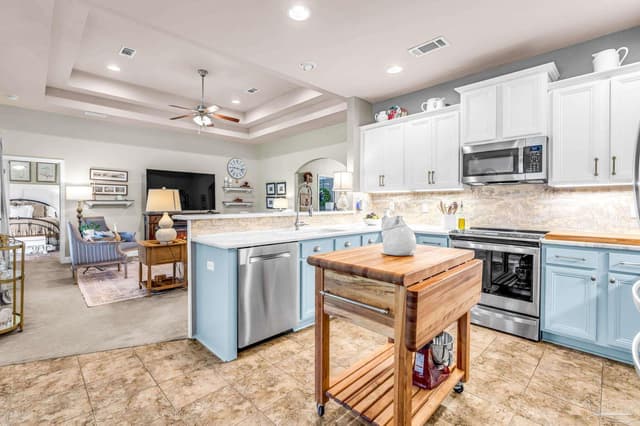 6783 Barnwood Dr, Milton FL 32570 photo 2