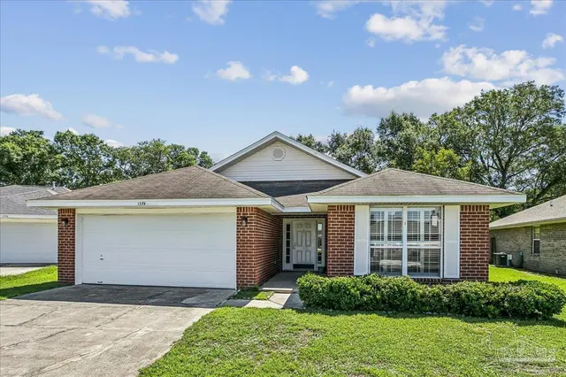 1374 Mazurek Blvd property photo