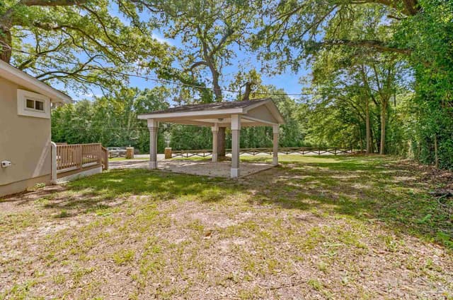 3710 N Blue Angel Pkwy, Pensacola FL 32526 photo 4