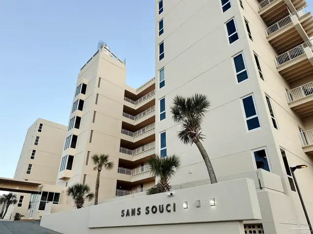 999 Ft Pickens Rd # 501 property photo