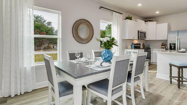 8546 Midtown Ct, Navarre FL 32566 photo 9
