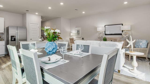 8546 Midtown Ct, Navarre FL 32566 photo 10