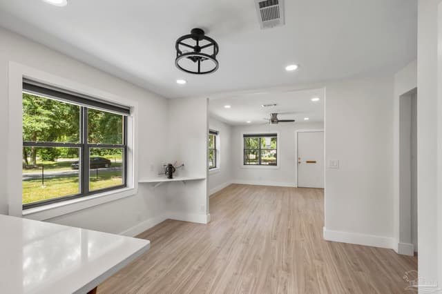 913 W Hernandez St, Pensacola FL 32501 photo 5