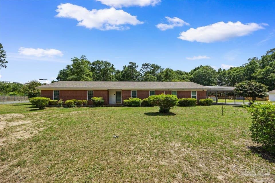 5637 Camellia Ave, Milton FL 32570 photo 1