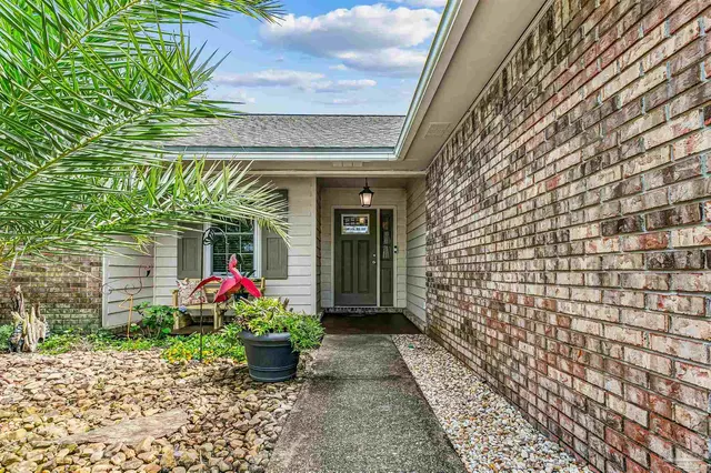 9409 Victoria Ln property photo