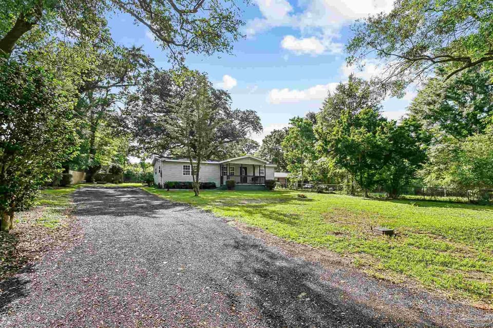 1095 River Annex Rd, Cantonment FL 32533 photo 1
