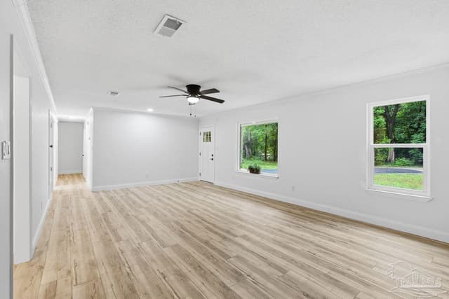 10598 Kansas Ave, Milton FL 32583 photo 9