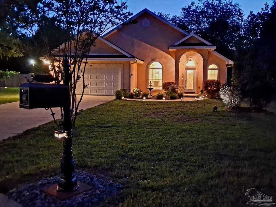 11513 Thousand Oaks Ct, Pensacola FL 32514 photo 1