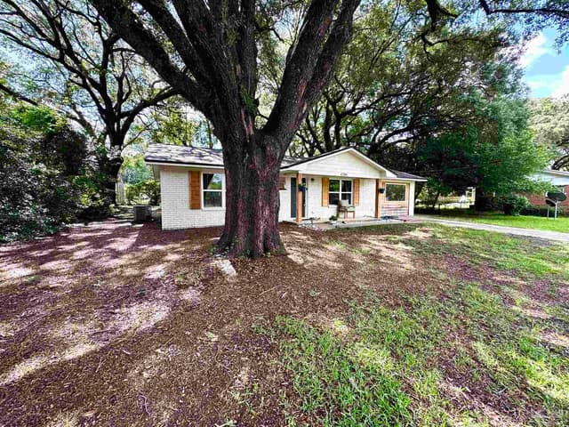 4700 Dean Dr, Pace FL 32571 photo 2